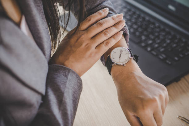 Lightweight Watches For Long Working Hours